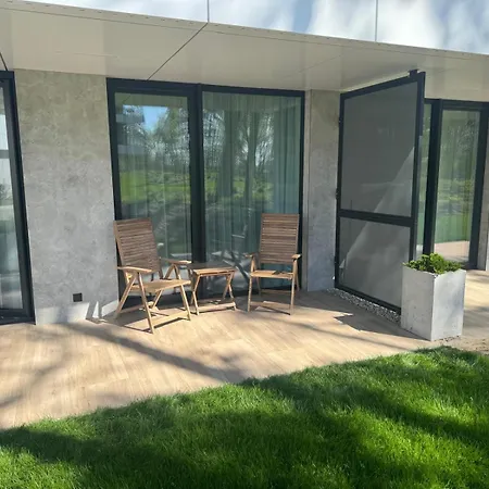 Krab Aktena Shellter 아파트